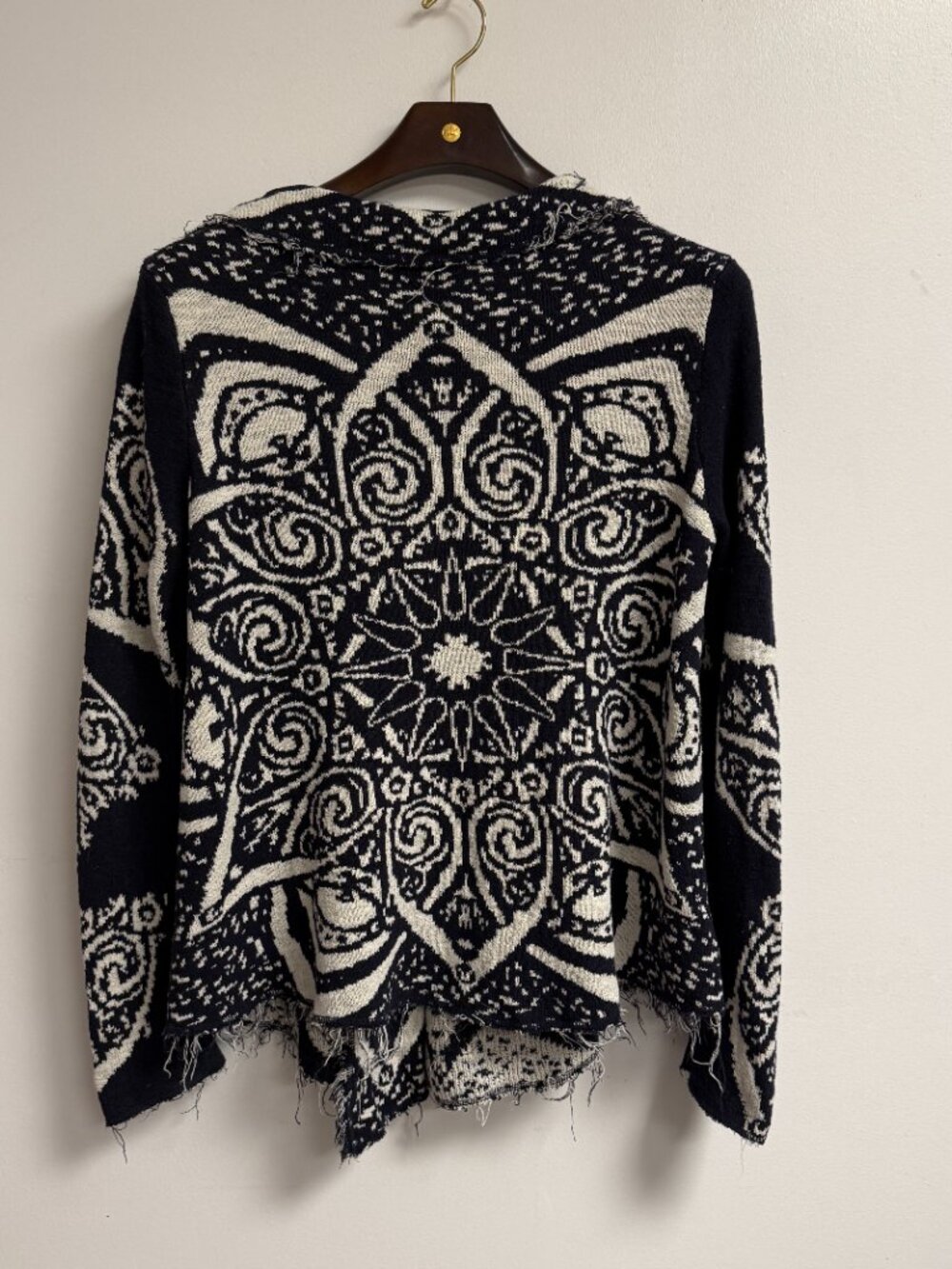 Free People Smitten Kitten Slouchy Mandala Boho Cardigan Medium - Picture 9 of 11